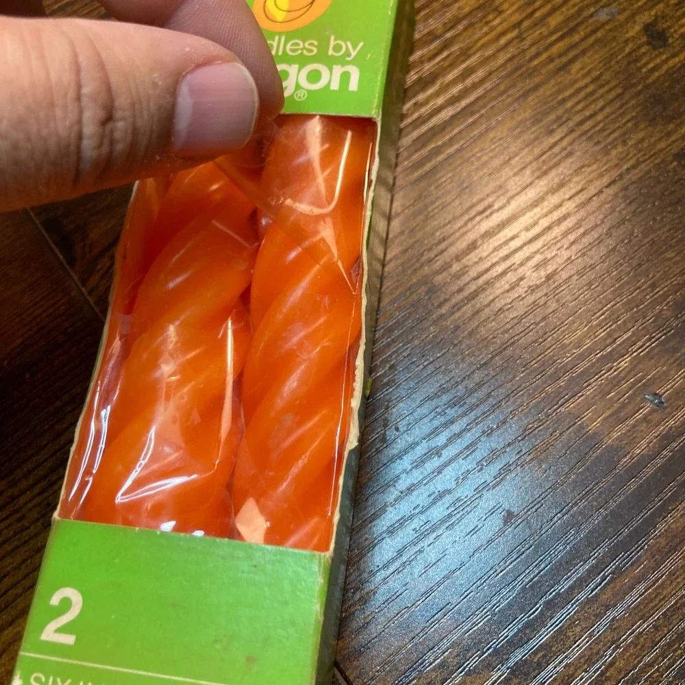 Vintage Paragon Fire Orange 6 Inch Twist Taper Candles 2 Pack M606-8 Retro Decor